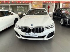 BMW 5 Series 530Li Premier M Sport Package - ფოტო 2