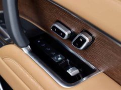 Land Rover Range Rover 3.0 L6 400PS Prestige Seven-Seat Extended Wheelbase - ფოტო 18