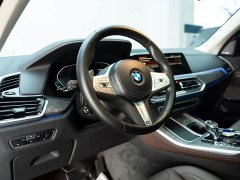 BMW X5 xDrive 30Li Luxury M Sport Package - ფოტო 11