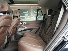 BMW X5 xDrive 30Li Luxury M Sport Package - ფოტო 16