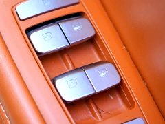 AITO M7 1.5T Intelligent Driving AWD Ultra 6-Seater - ფოტო 12