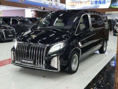 Mercedes-Benz Vito 2.0T Business Edition 7-Seater - ფოტო 1