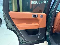 Li Auto L6 Pro - ფოტო 12