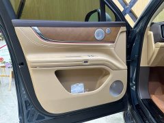 AITO M9 Pure Electric Ultra 100kWh 5-Seater - ფოტო 8