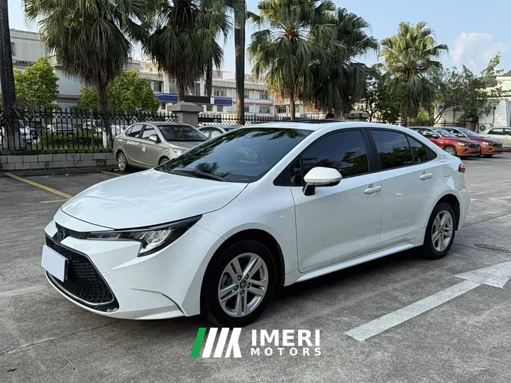 Toyota Corolla 1.8L CVT Luxury - ავტომობილი ჩინეთიდან