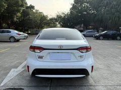 Toyota Corolla 1.8L CVT Luxury - ფოტო 8