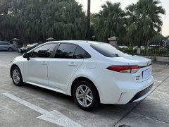 Toyota Corolla 1.8L CVT Luxury - ფოტო 9