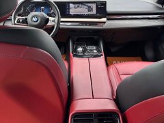 BMW 5 Series 530Li Luxury M Sport Package - ფოტო 10