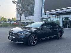 Volkswagen Passat Outstanding Edition 380TSI Dragon Ascendant Version - ფოტო 1