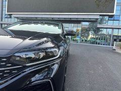 Volkswagen Passat Outstanding Edition 380TSI Dragon Ascendant Version - ფოტო 4
