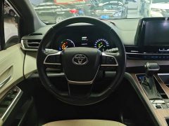 Toyota Sienna 2021 2.5L Hybrid Premium Edition - ფოტო 15