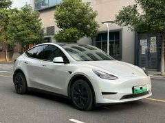 Tesla Model Y 2022 Facelift Rear-Wheel Drive - ფოტო 3