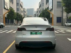 Tesla Model Y 2022 Facelift Rear-Wheel Drive - ფოტო 5