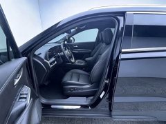 Cadillac XT4 28T FWD Luxury - ფოტო 5