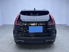 Cadillac XT4 28T FWD Luxury - ფოტო 8