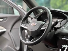 Cadillac XT4 28T FWD Luxury - ფოტო 14