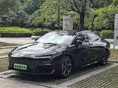 Geely Galaxy E8 700km Long-Range Smart Driving Edition - ფოტო 1