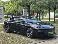 Geely Galaxy E8 700km Long-Range Smart Driving Edition - ფოტო 3