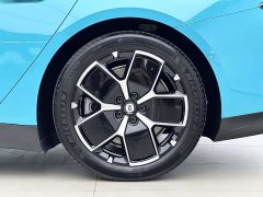 Xiaomi SU7 Rear-Wheel Drive Long Range Smart Driving Edition - ფოტო 6