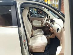 Wuling Hongguang MINIEV Fourth Generation Four-Door Advanced Edition - ფოტო 10