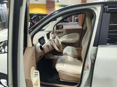 Wuling Hongguang MINIEV Fourth Generation Four-Door Advanced Edition - ფოტო 9