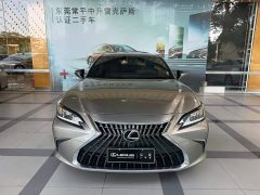 Lexus ES 2022 300h Excellence Edition - ფოტო 2