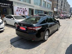 Toyota Camry 2.5G Luxury - ფოტო 2