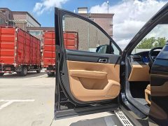 Li Auto ONE 2021 Extended Range 6-Seater - ფოტო 7