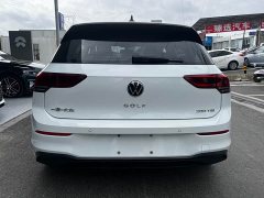Volkswagen Golf 200TSI DSG - ფოტო 10