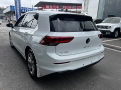Volkswagen Golf 200TSI DSG - ფოტო 9