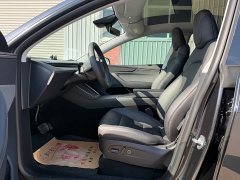 Tesla Model Y Rear-Wheel Drive - ფოტო 4