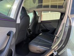 Tesla Model Y Rear-Wheel Drive - ფოტო 5