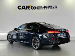 BMW 5 Series 2026 525Li M Sport Package - ფოტო 5