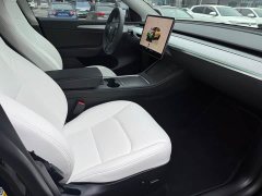 Tesla Model Y Rear-Wheel Drive - ფოტო 8