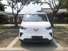Wuling Yangguang 330km Passenger Vehicle Comfort Edition - ფოტო 2