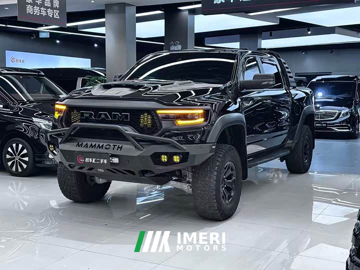 Ram Trucks Tyrannosaurus 6.2T Automatic - ავტომობილი ჩინეთიდან