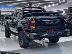 Ram Trucks Tyrannosaurus 6.2T Automatic - ფოტო 9