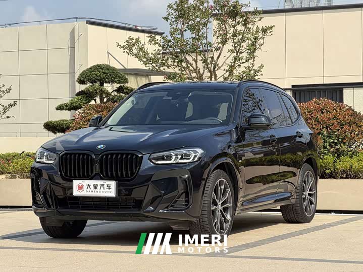 BMW X3 xDrive30i Premier M Night Package