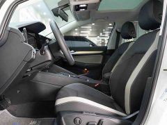 Volkswagen Golf 2024 280TSI DSG Pro 50th Anniversary Legend Edition - ფოტო 15