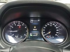 Nissan Qashqai 2.0L CVT Luxury - ფოტო 13