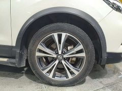 Nissan Qashqai 2.0L CVT Luxury - ფოტო 17
