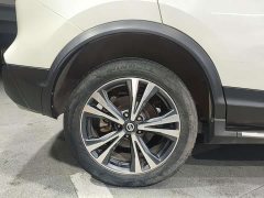 Nissan Qashqai 2.0L CVT Luxury - ფოტო 18