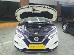 Nissan Qashqai 2.0L CVT Luxury - ფოტო 19
