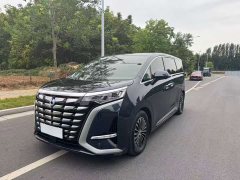 Denza D9 2022 DM-i 970 AWD Flagship - ფოტო 1