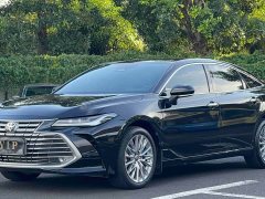 Toyota Avalon 2.0L Luxury - ფოტო 1