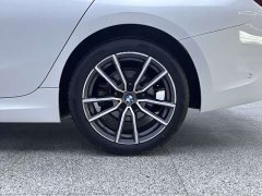 BMW 3 Series 325Li M Sport Package - ფოტო 10