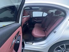 BMW 3 Series 325Li M Sport Package - ფოტო 11