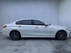 BMW 3 Series 325Li M Sport Package - ფოტო 4