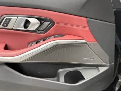 BMW 3 Series 330i M Sport Night Edition Package - ფოტო 12