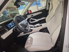 BYD Yuan UP 401KM Vitality Edition - ფოტო 16